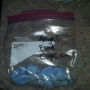 Bbw wax melts (Angel Food Cupcake)